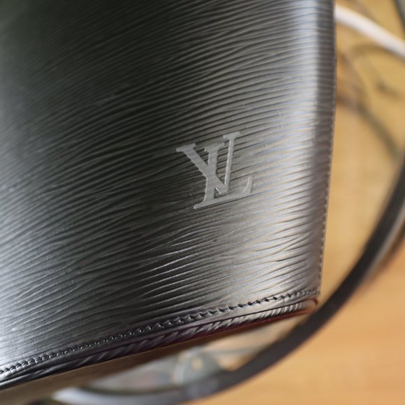 SOLD LOUIS VUITTON VINTAGE BLACK EPI LEATHER NOCTAMBULE TOTE BAG HANDBAG - Picture 14 of 15